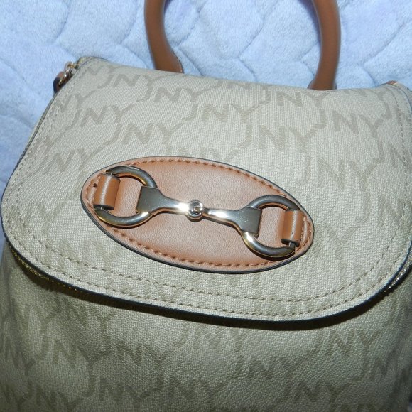 Jones New York Logo Haven Leather Backpack Toffee NEW/NWT! - Picture 11 of 15